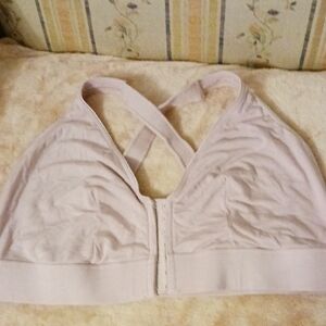 Leading Lady Light Pink Sports Bra